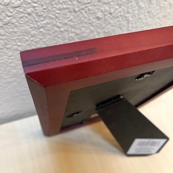 Wooden Frame for Art/Photos. Fits up to 5x7. A Beauty! Unused, New. - Picture 4 of 8